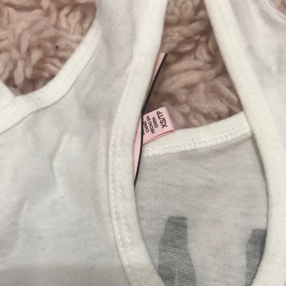 3 for $15! VS Main Squeeze Tank! - Picture 4 of 4